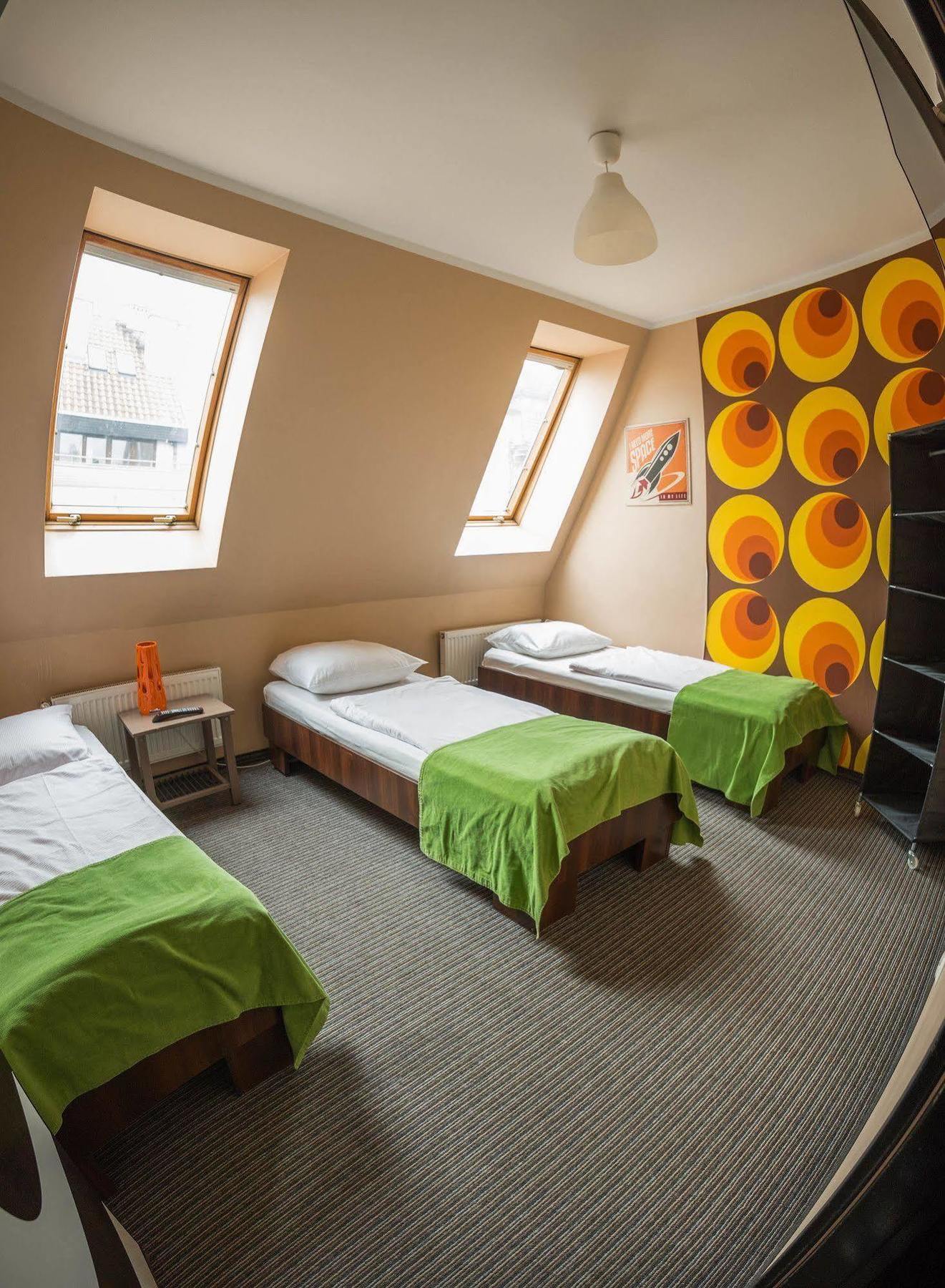 Glow Hostel Breslau Exterior foto